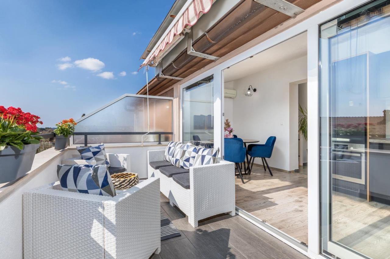 Apartman Nina Fažana Екстериор снимка